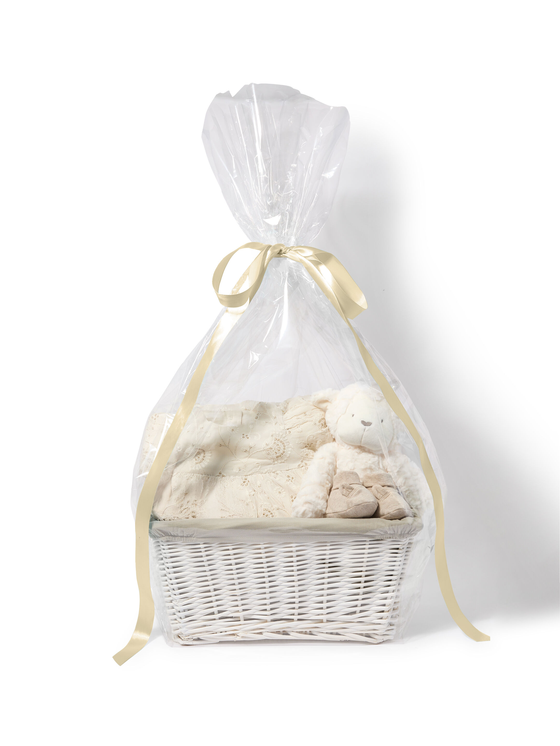 سلة هدايا للبنات الرضع بفستان مطرز - 3 قطع image number 2